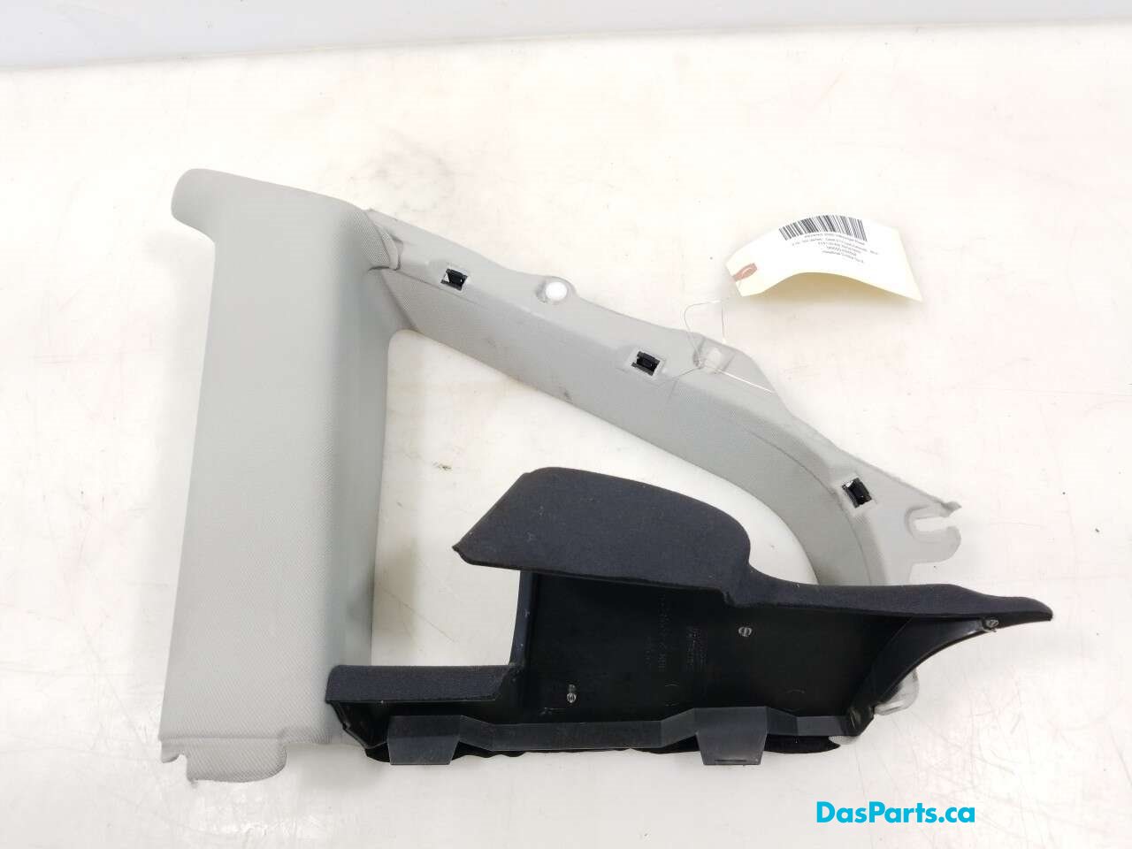 Headliner D-Pillar Trim R