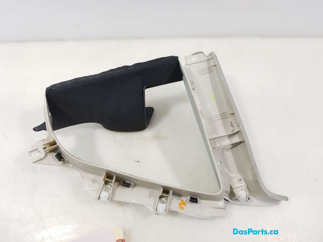 Headliner D-Pillar Trim L