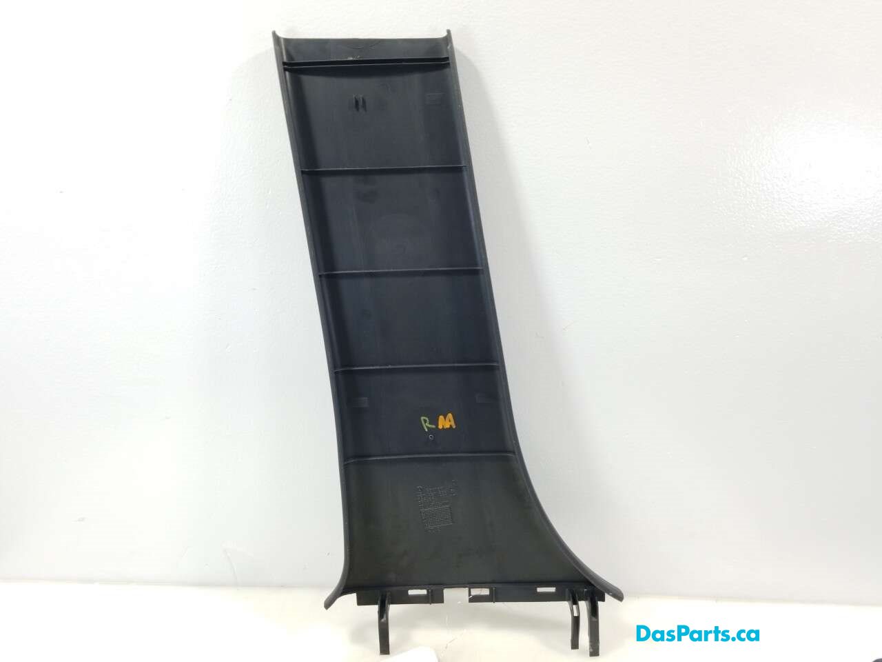 Lower B-Pillar Trim R
