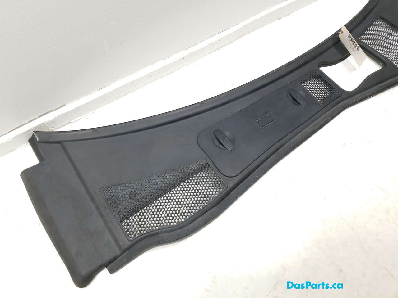 Wiper Cowl