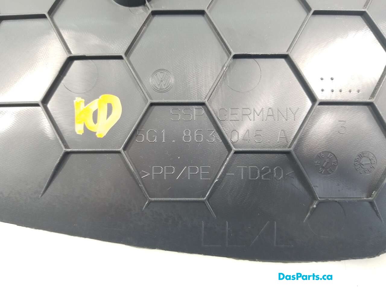 Center Console Trim - Left