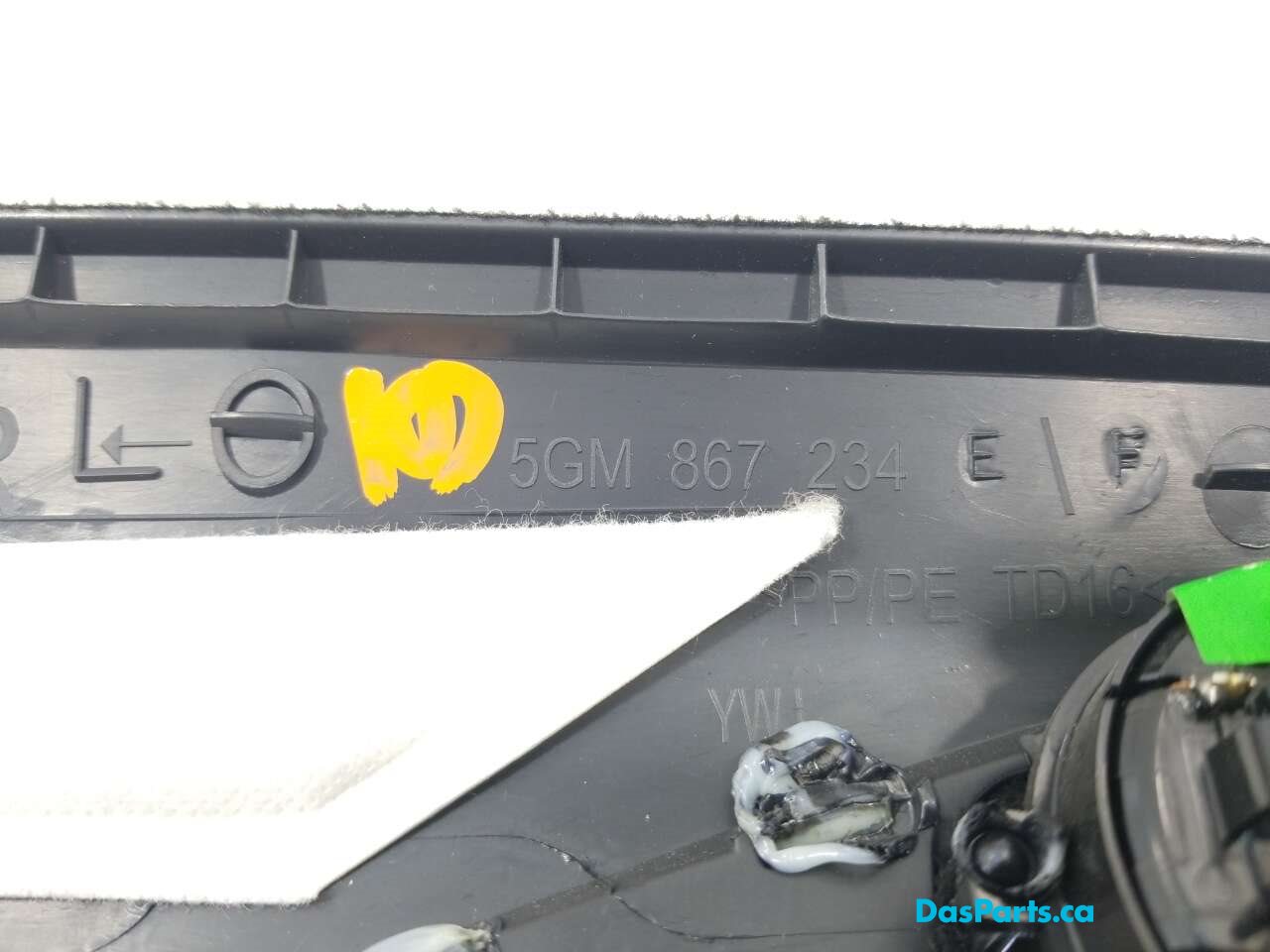 Headliner A-Pillar Trim R2