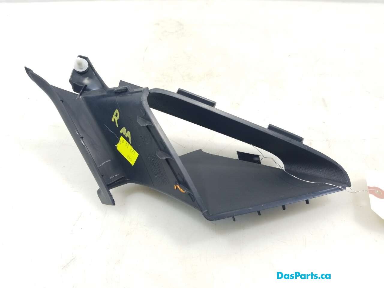 Headliner A-Pillar Trim R