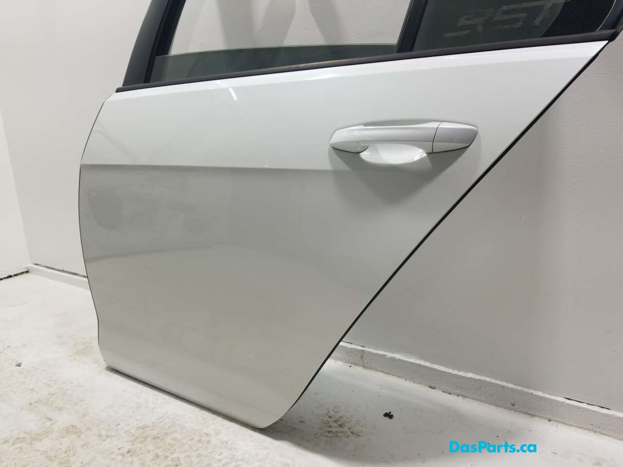 Door LR