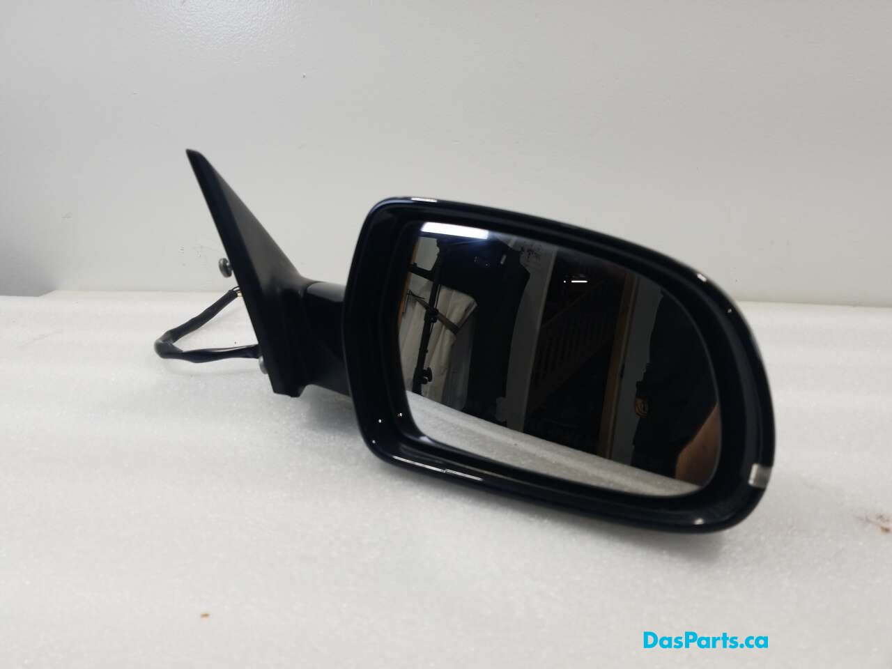 Side Mirror R