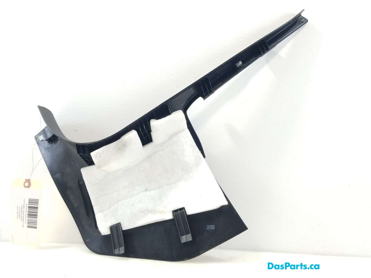 Lower A-Pillar Trim R 1