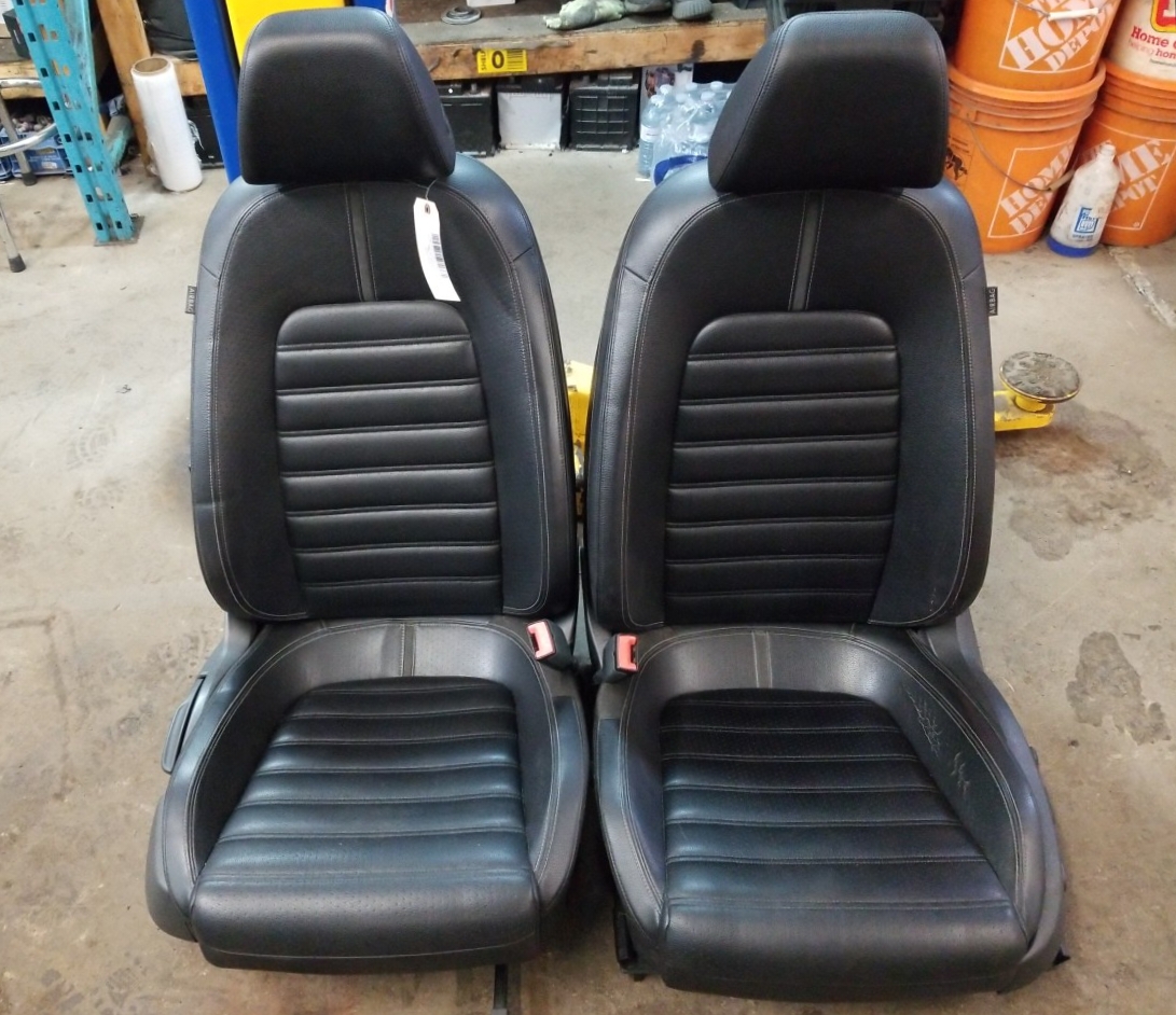 Seat Set Complete