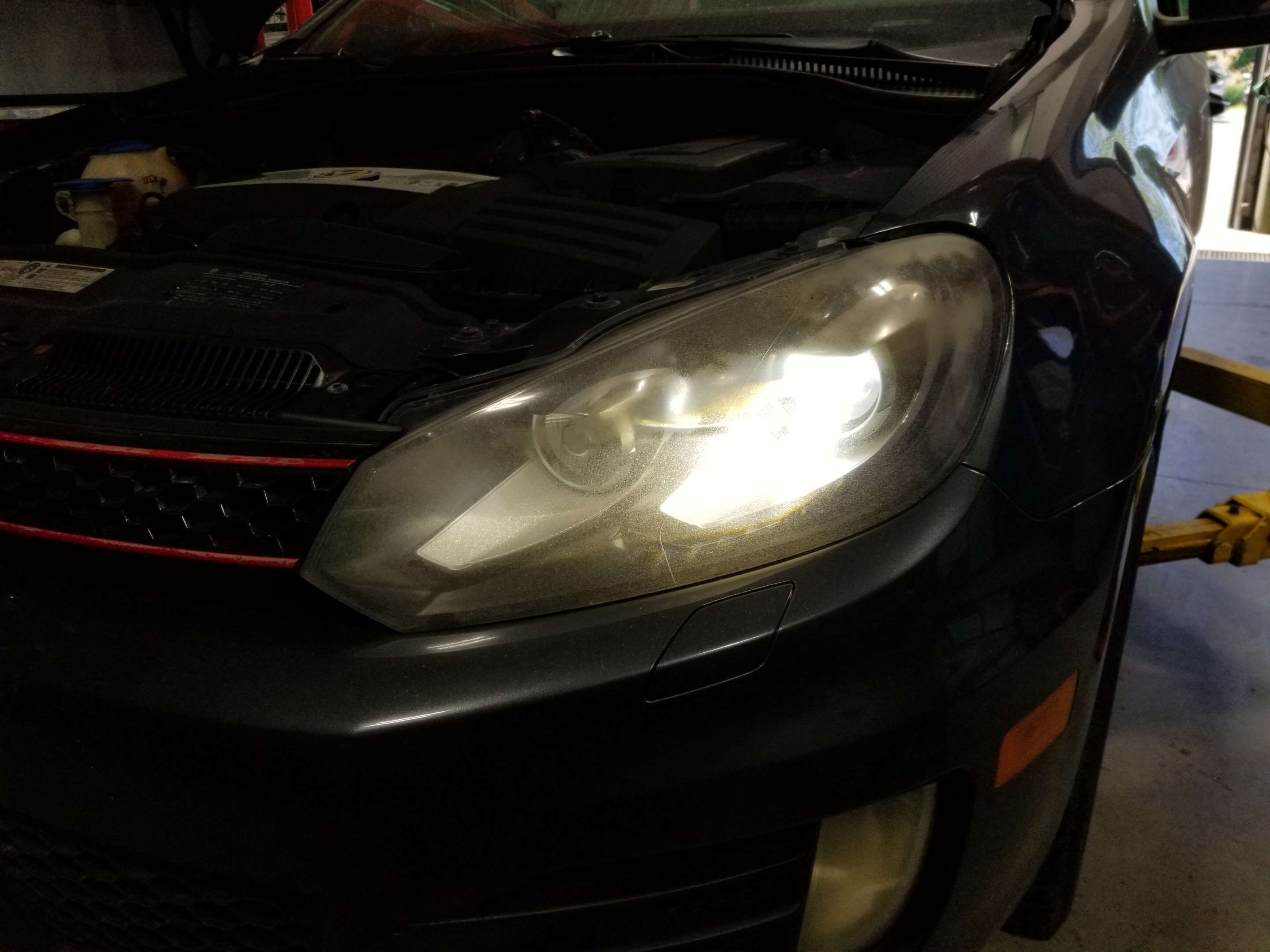 Headlight LF