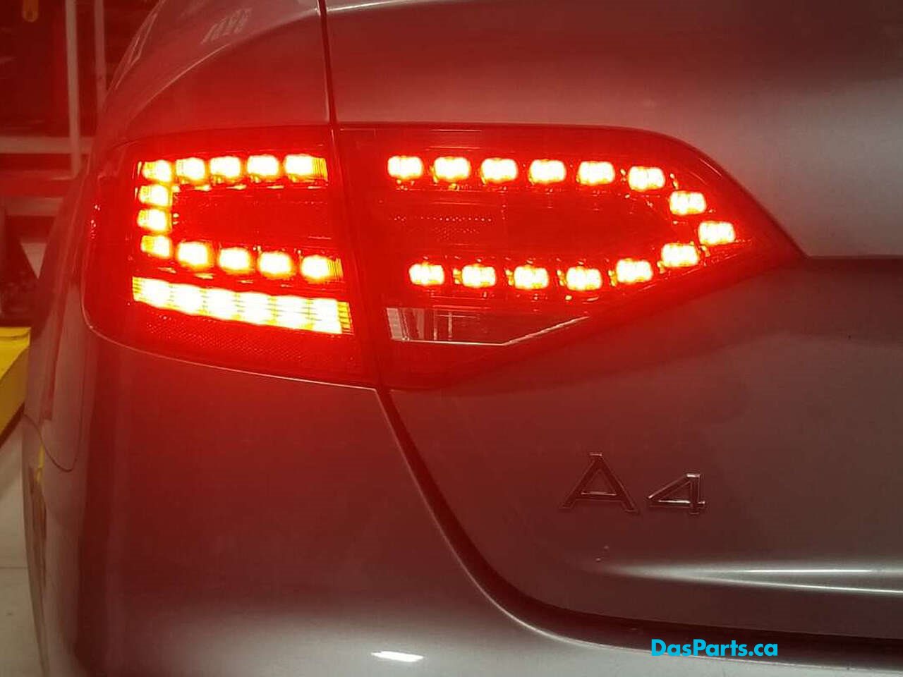 Taillight Outer LR