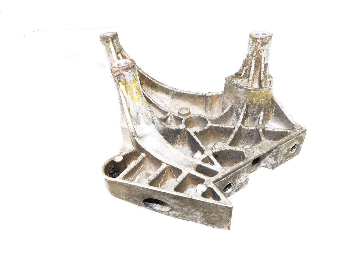 Engine Mount Side 1