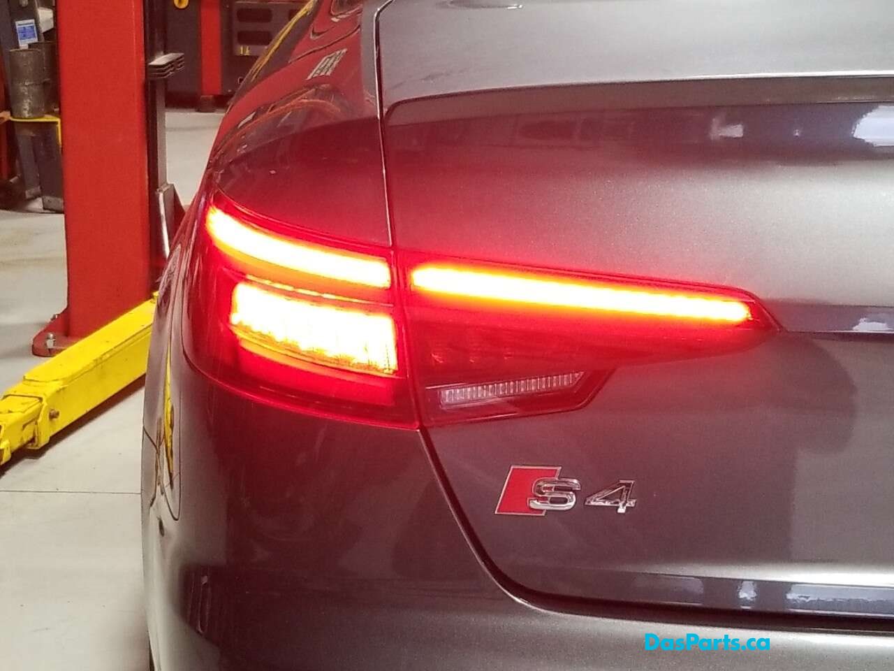 Taillight Inner LR