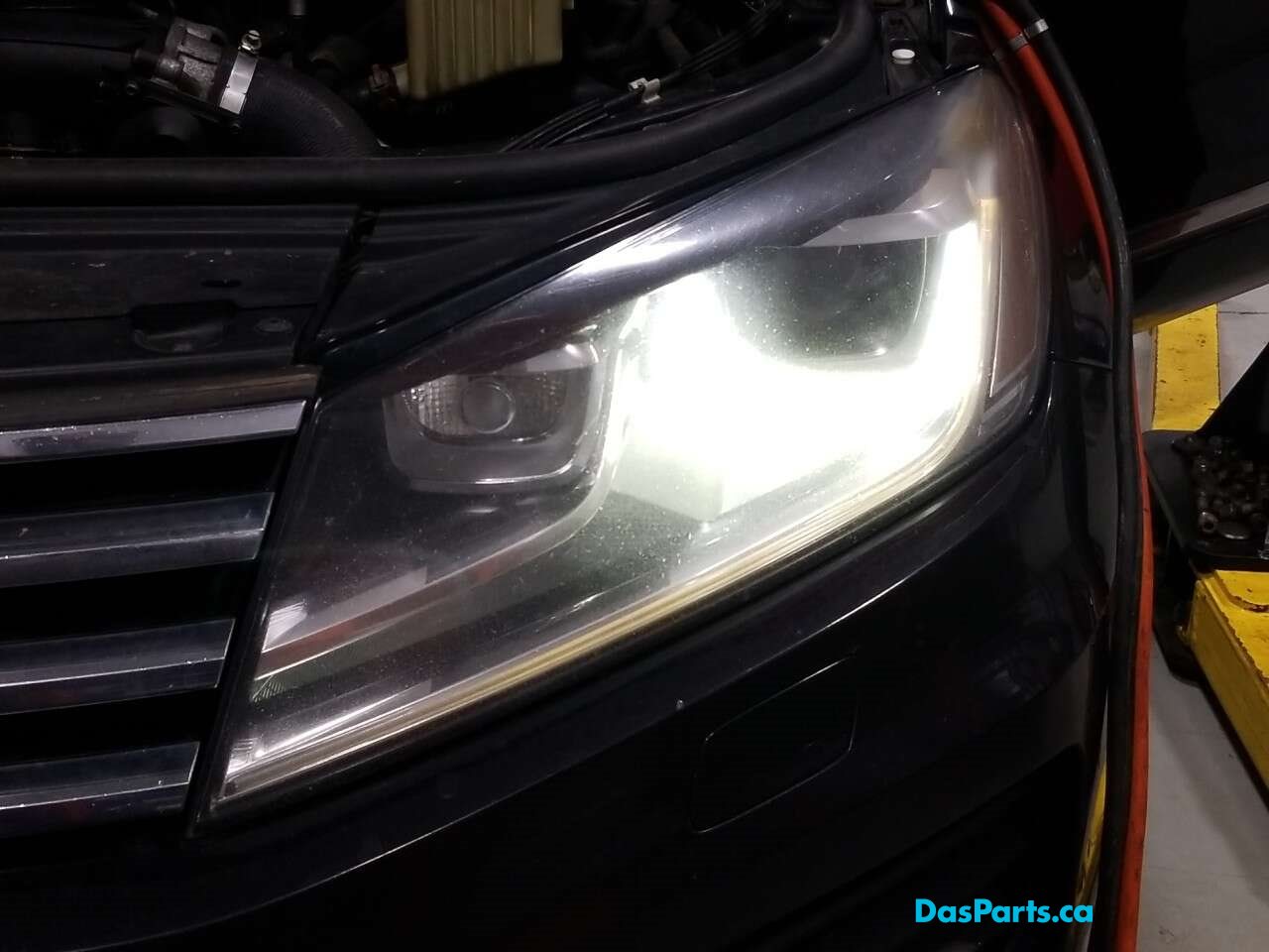 Headlight LF