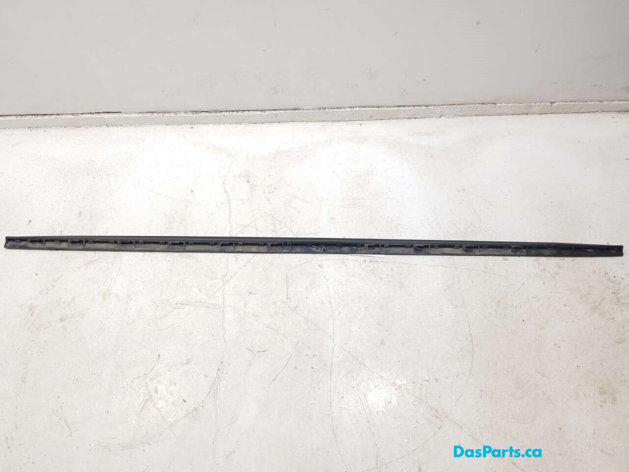 Side Skirt Left Side