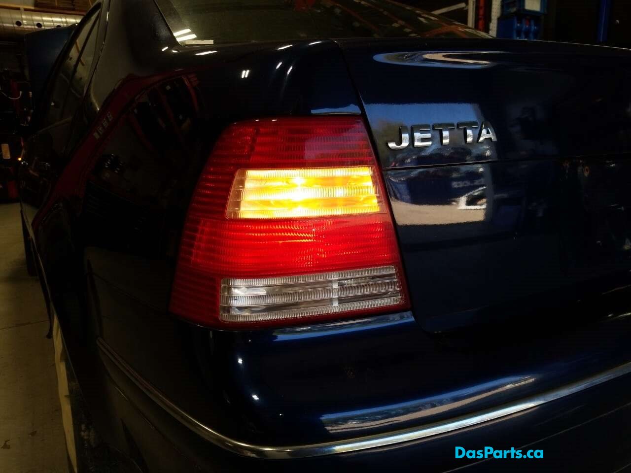 Taillight Outer LR