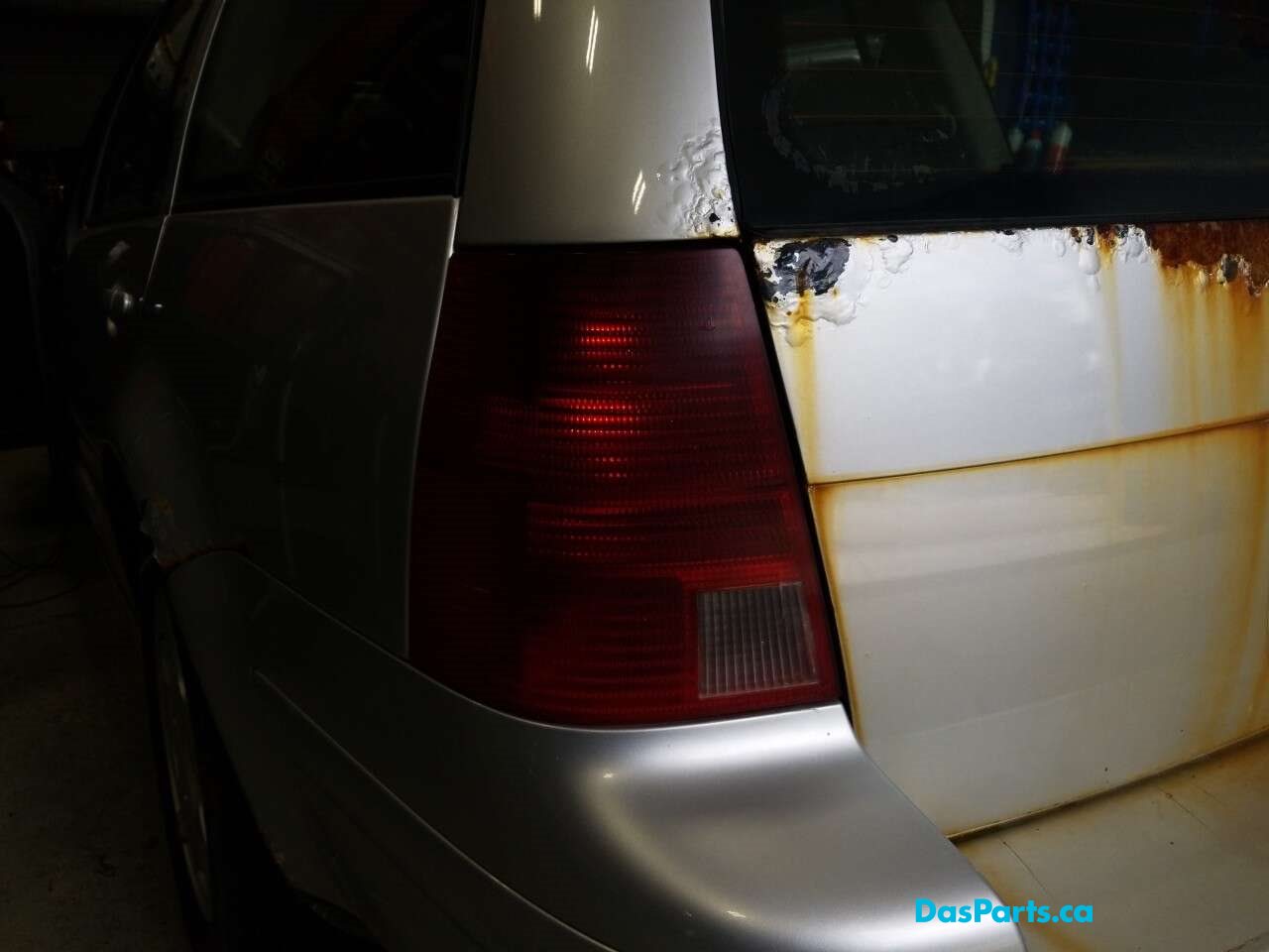 Taillight Outer LR