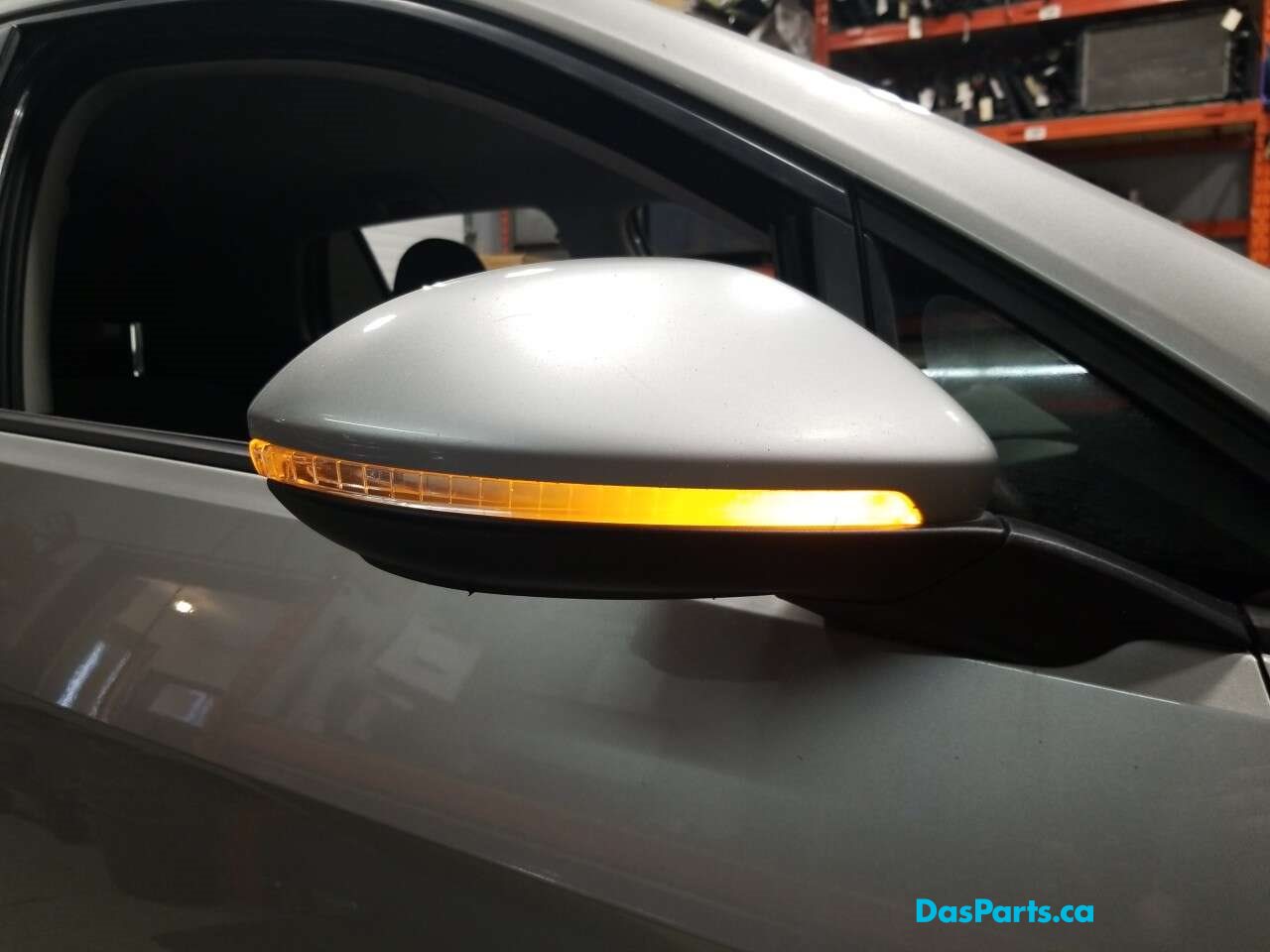 Side Mirror R