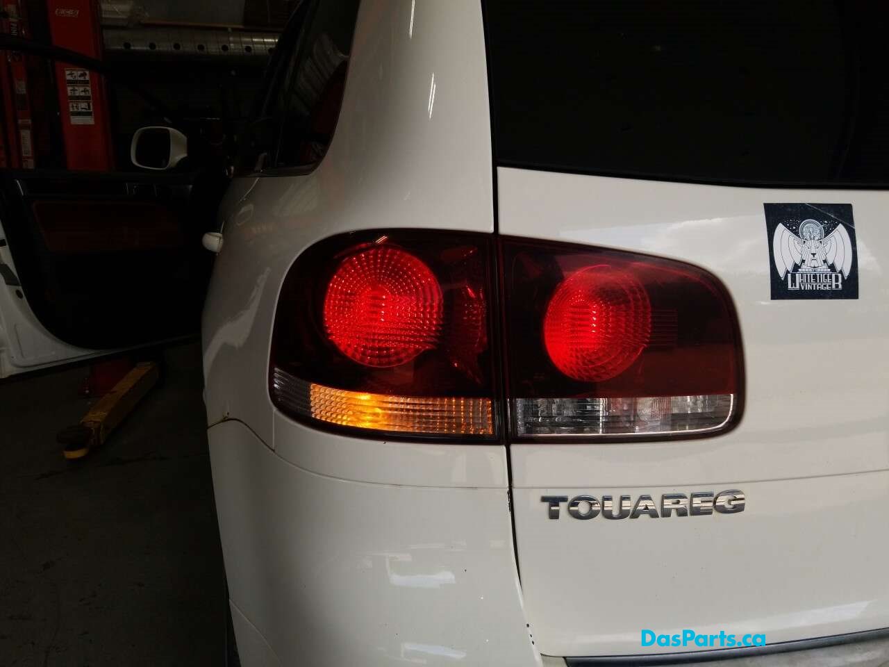 Taillight Outer LR