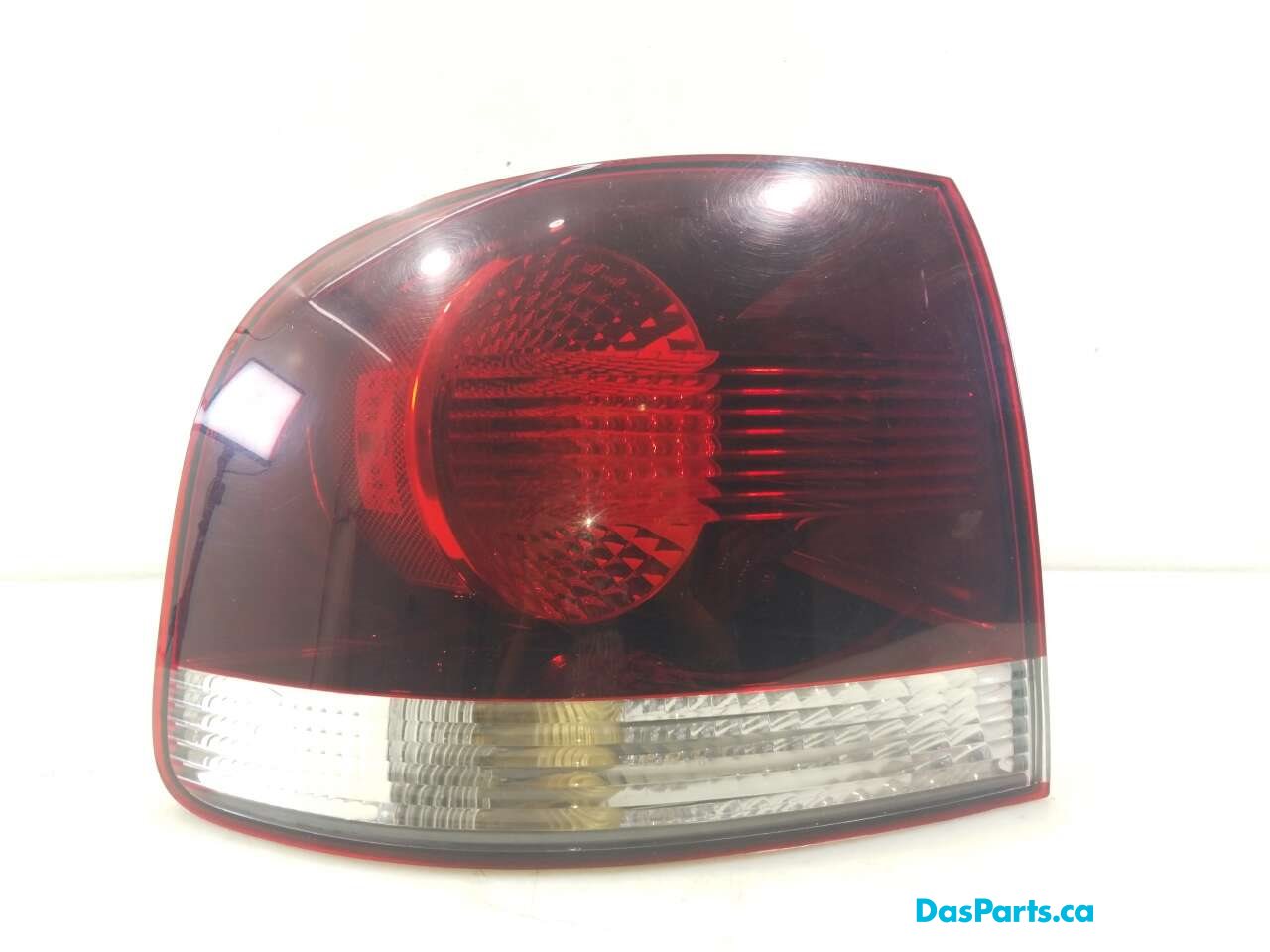 Taillight Outer LR