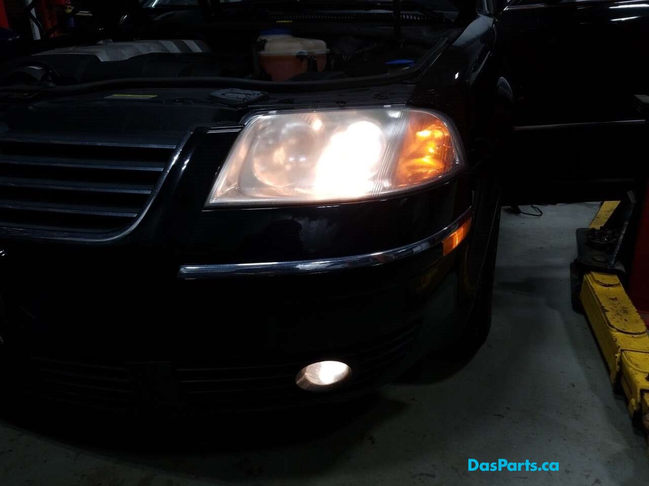 Headlight LF