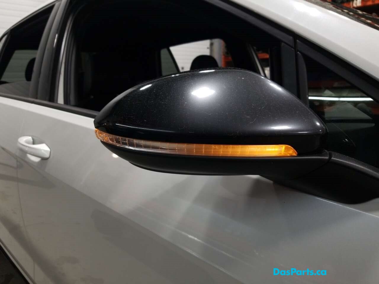 Side Mirror R