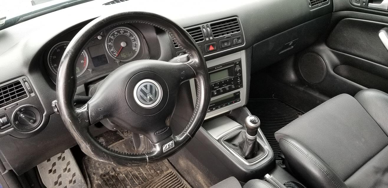 2004VolkswagenGolf R32