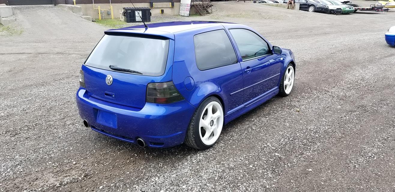 2004VolkswagenGolf R32