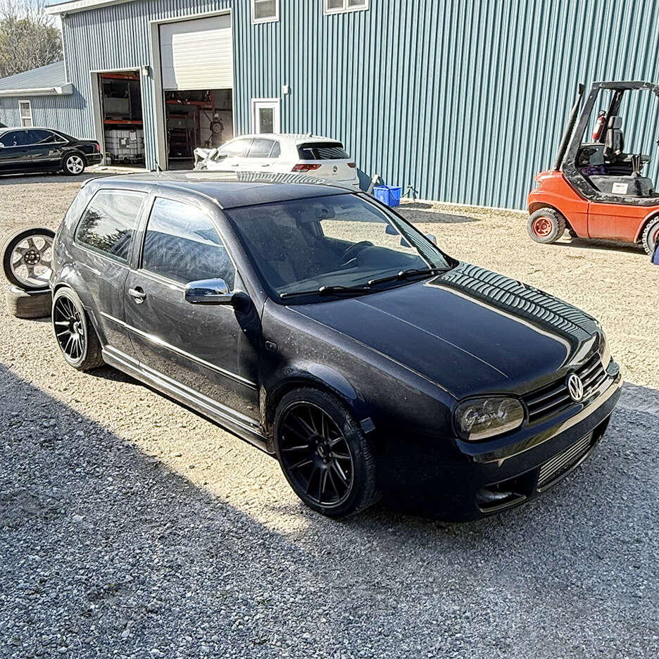 2003VolkswagenGolf GTI