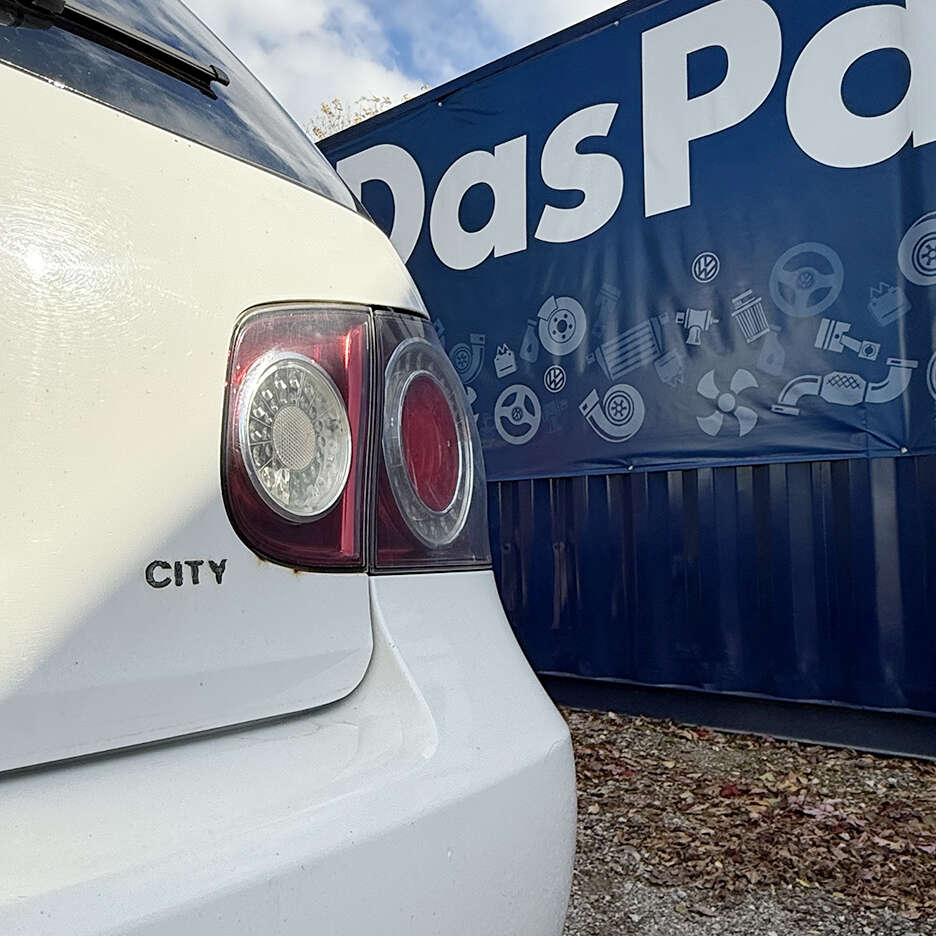 2010VolkswagenGolf City