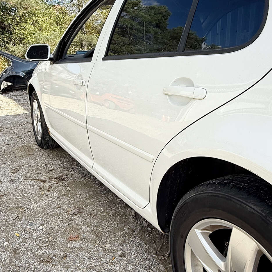 2010VolkswagenGolf City