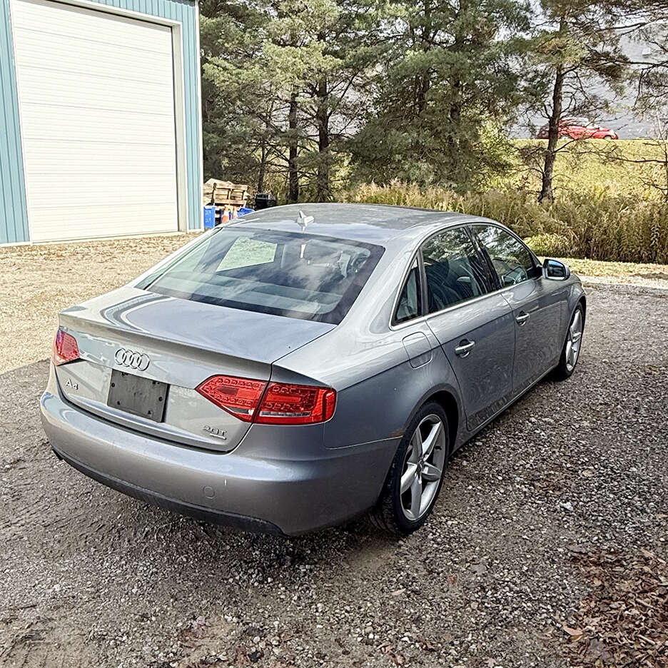 2011AudiA4 Quattro
