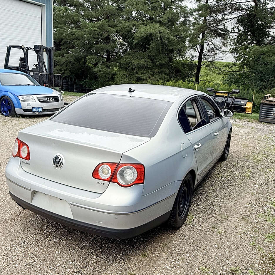 2010VolkswagenPassat