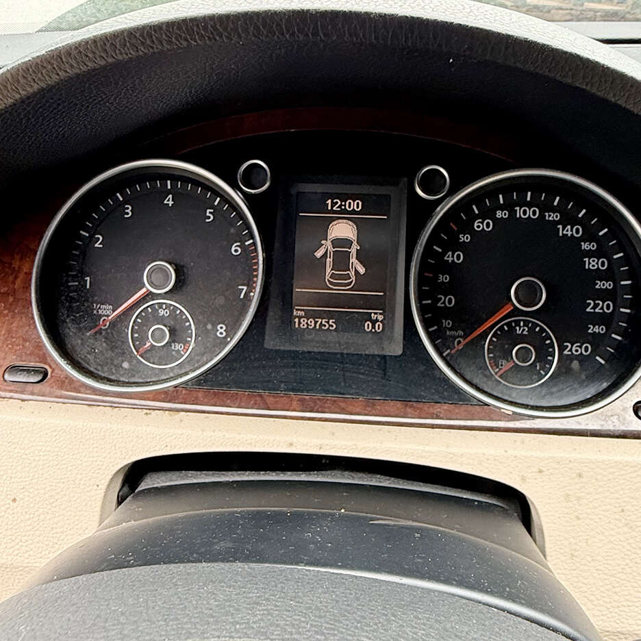 2010VolkswagenPassat