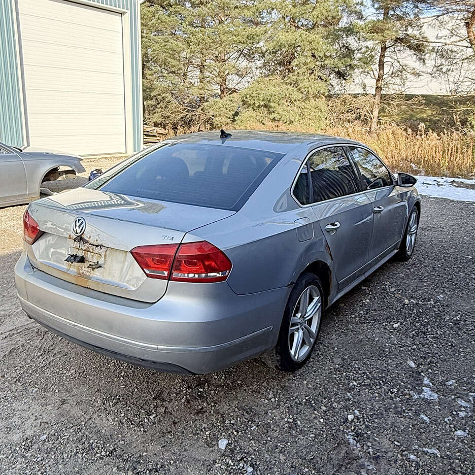 2012VolkswagenPassat