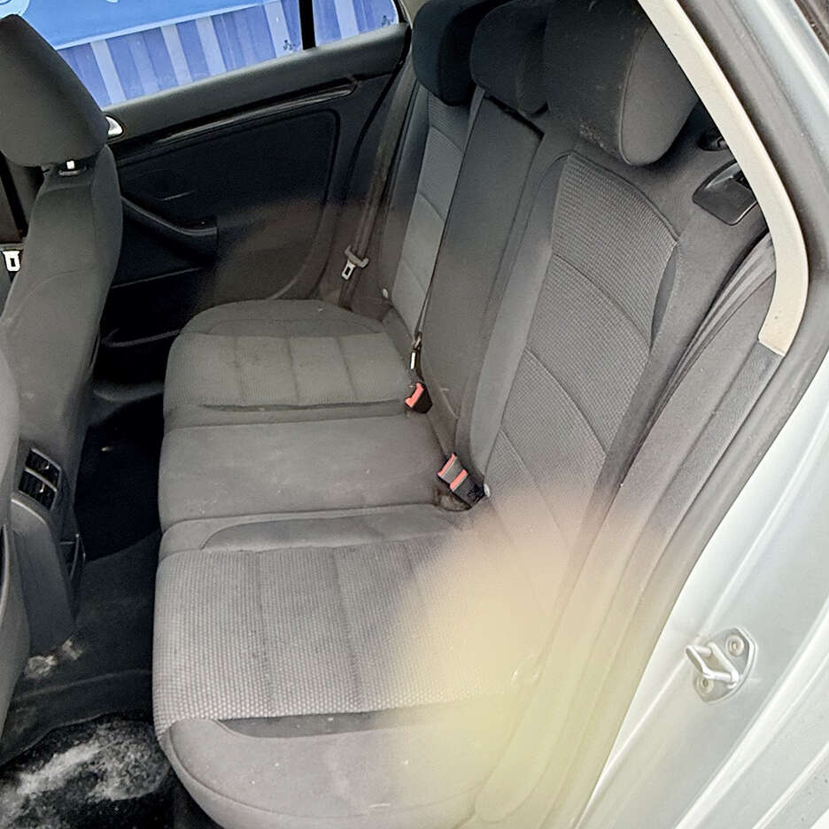 2010VolkswagenGolf Wagon