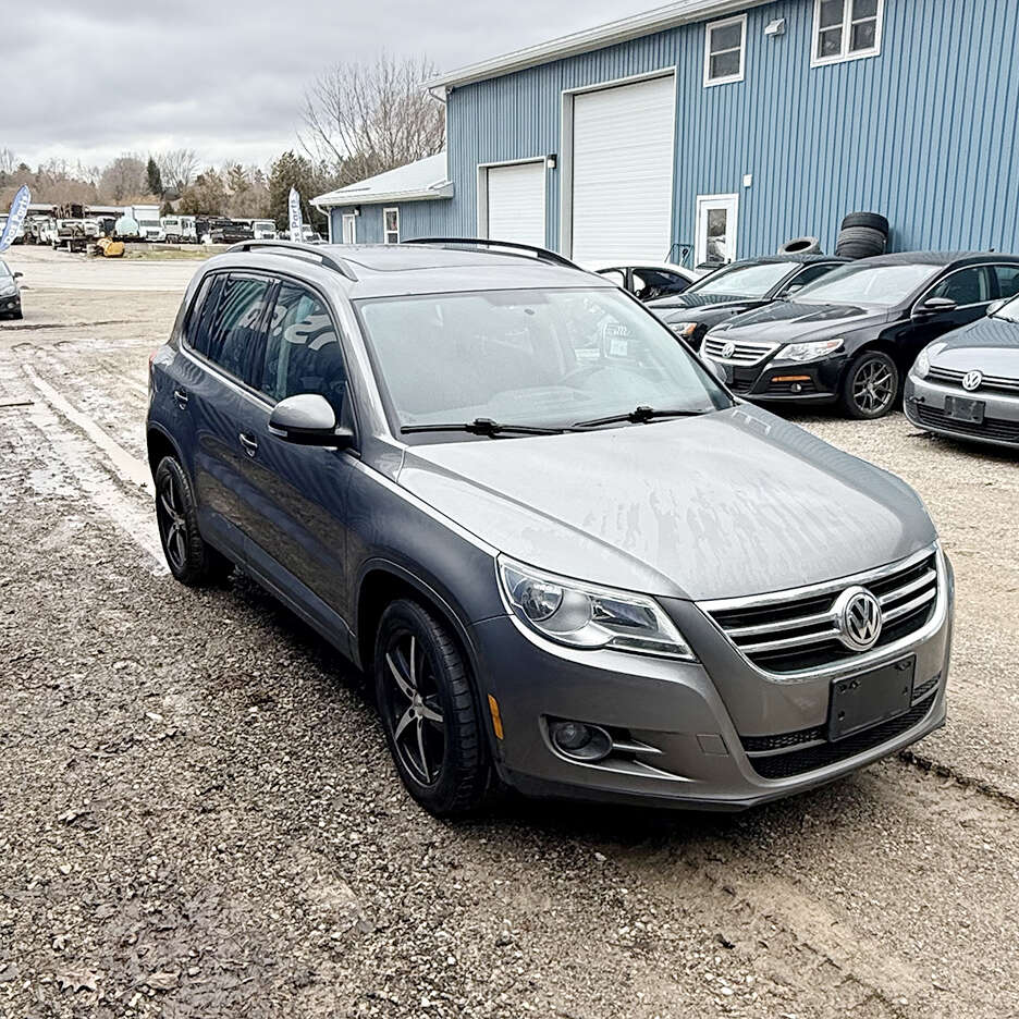2011VolkswagenTiguan