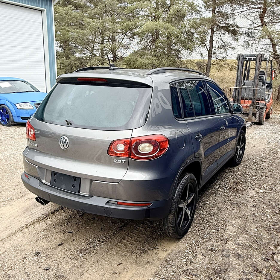 2011VolkswagenTiguan