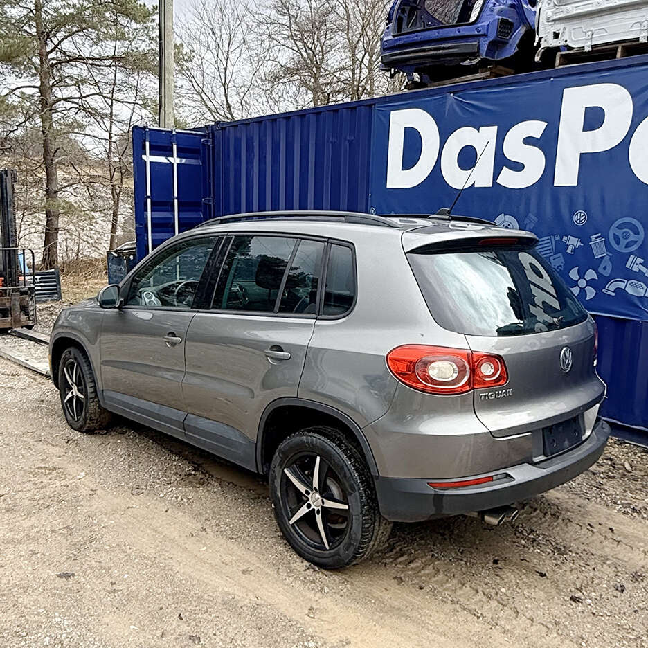 2011VolkswagenTiguan