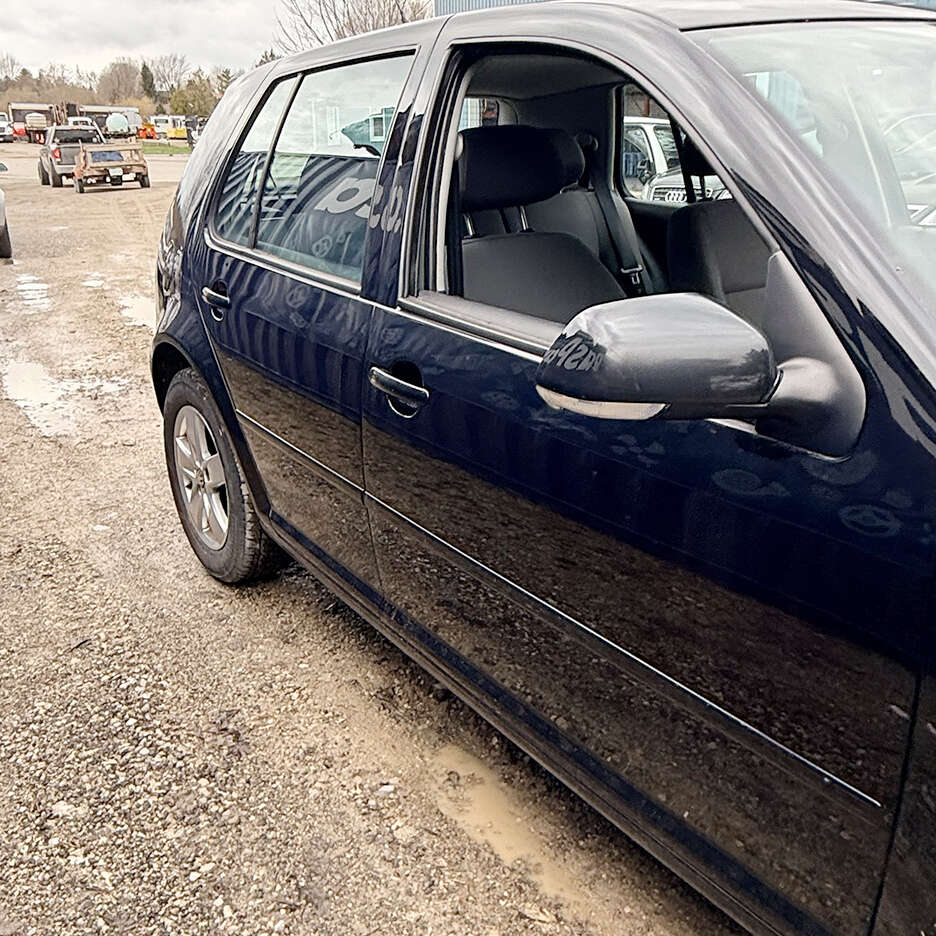 2010VolkswagenGolf City
