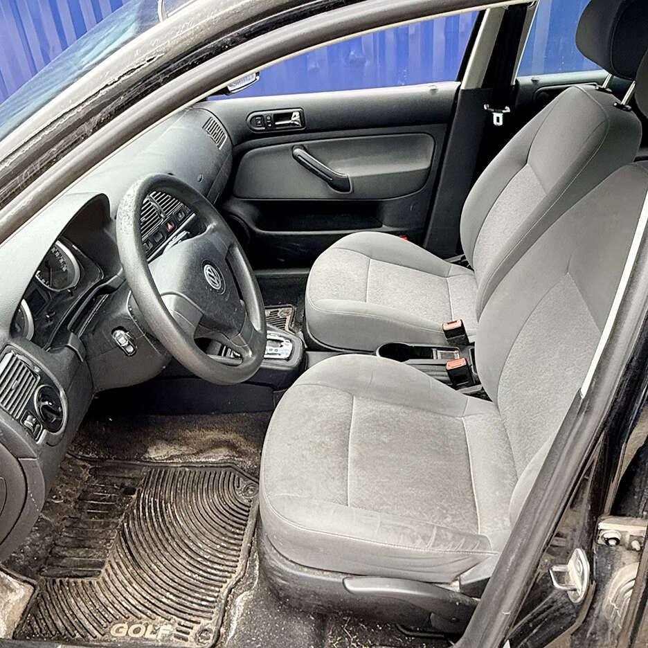 2010VolkswagenGolf City