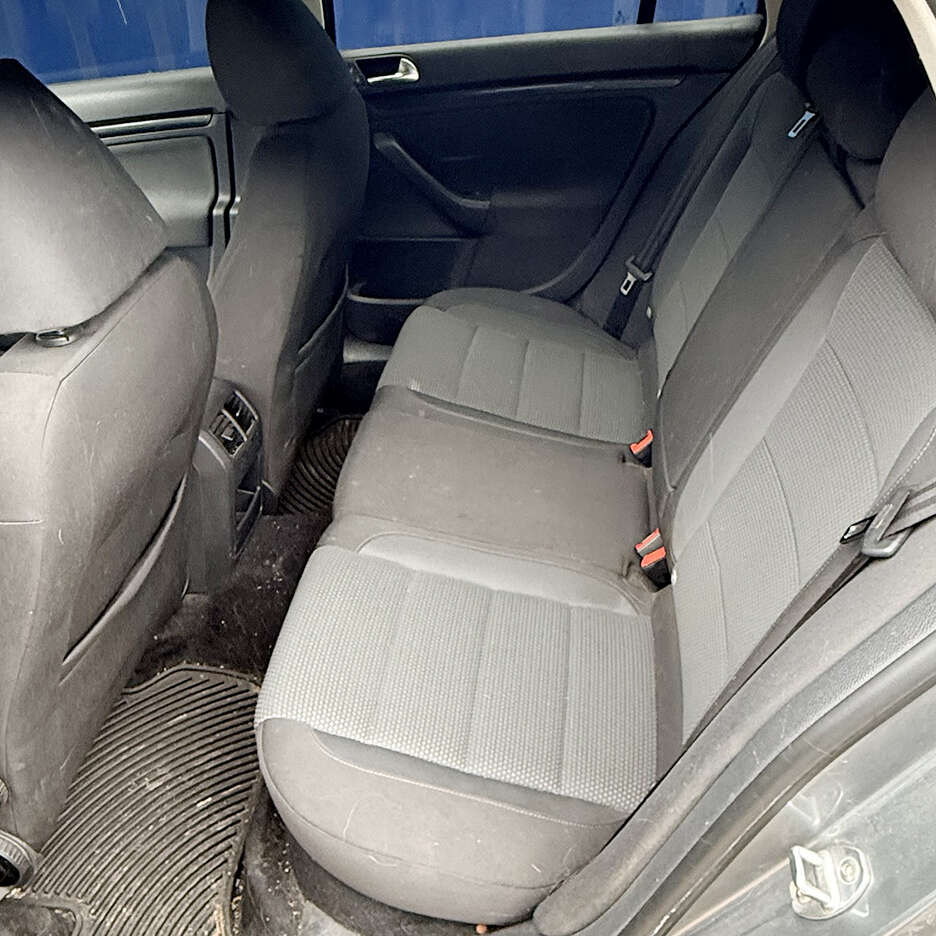 2011VolkswagenGolf Wagon