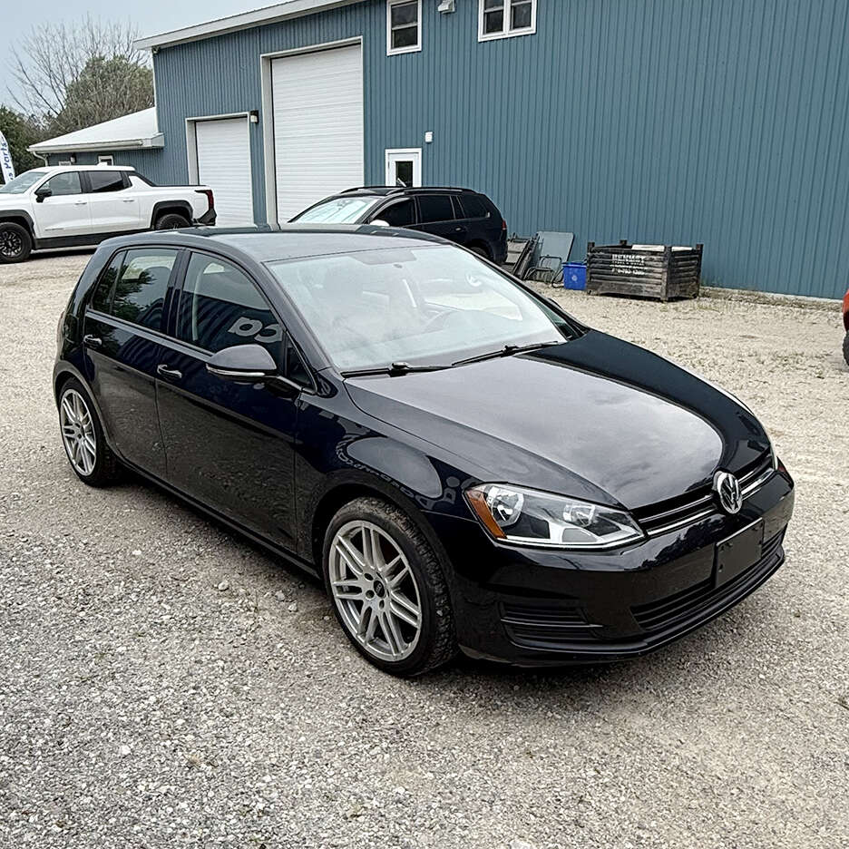 2016VolkswagenGolf