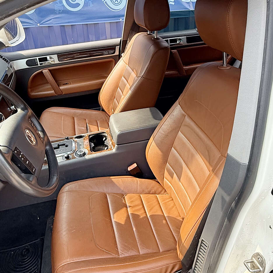 2010VolkswagenTouareg