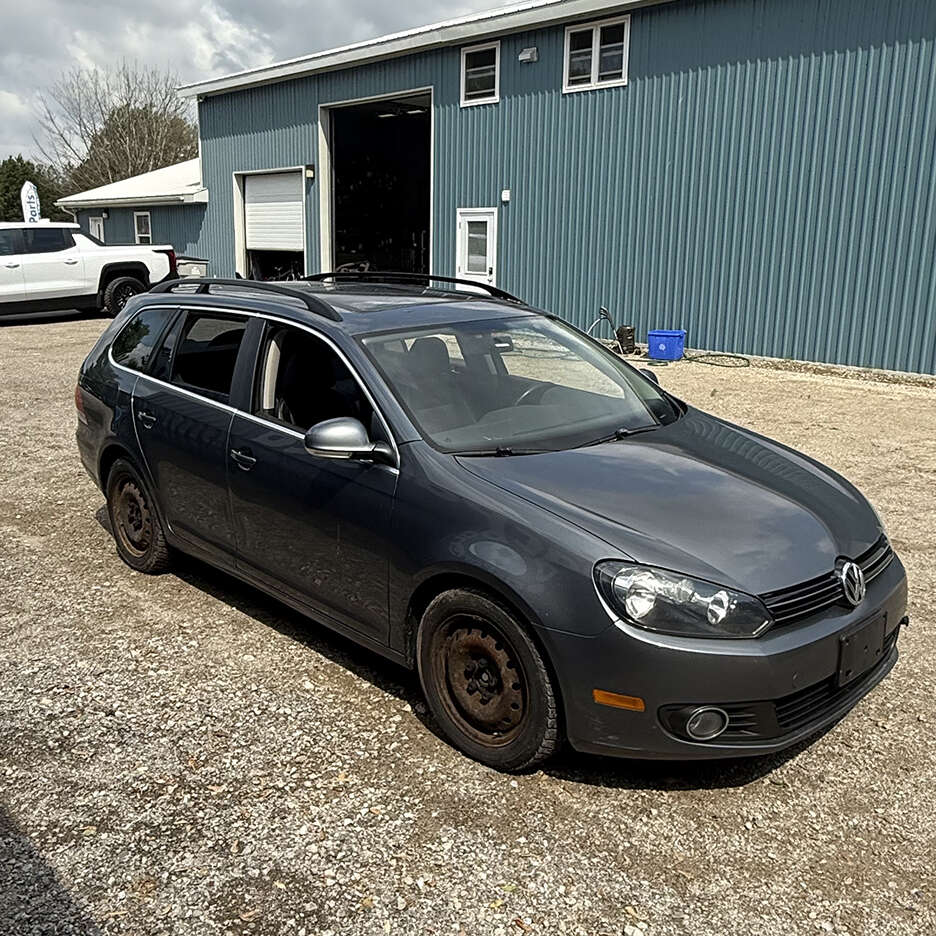 2014VolkswagenGolf Wagon