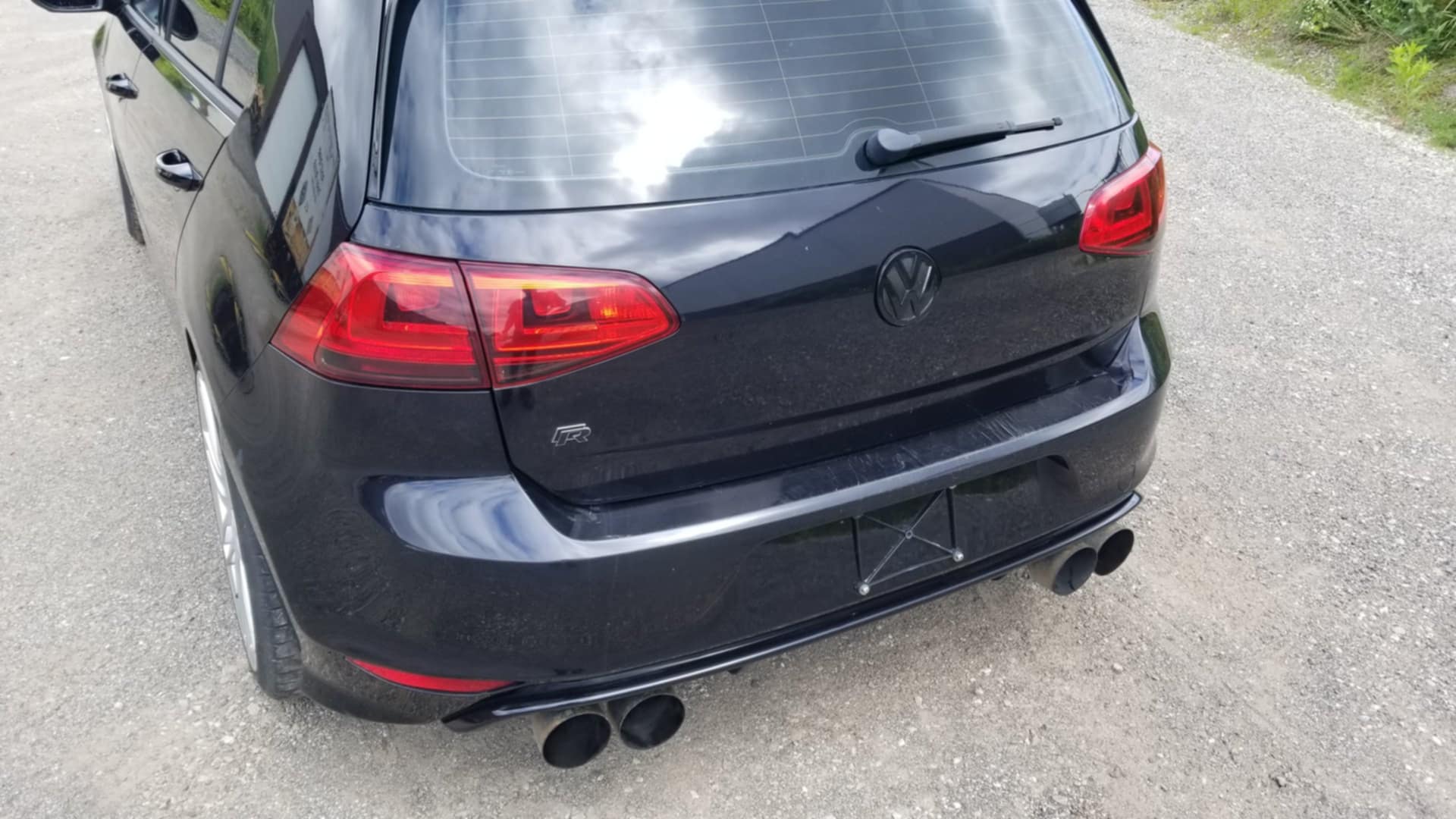 2016VolkswagenGolf R