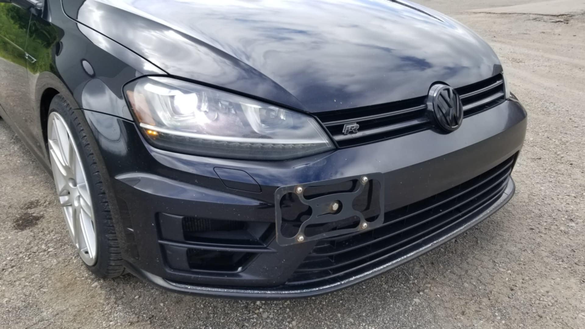 2016VolkswagenGolf R