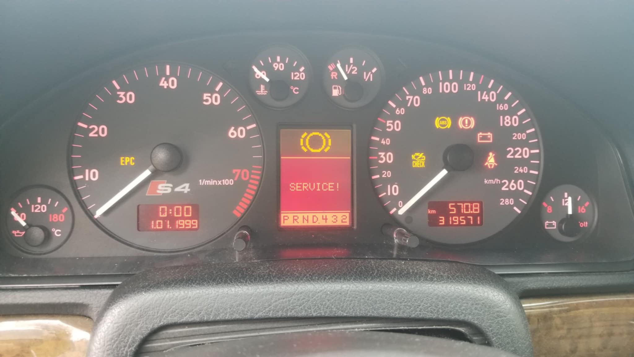 2001AudiS4