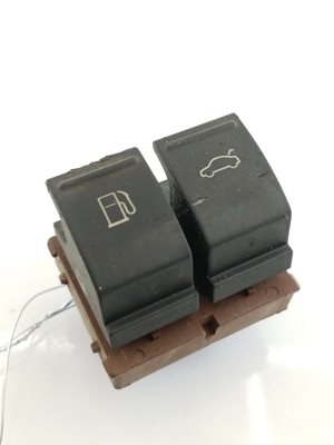Fuel Door/Trunk Combo Switch