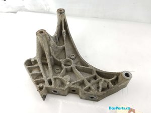 Engine Bracket R