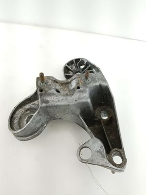 Engine Bracket L